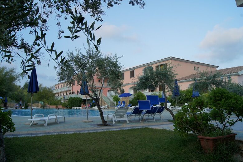 Hotel Albergo Residenziale Gli Ontani****