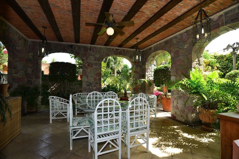 Bed & Breakfast Casa Tres Leones