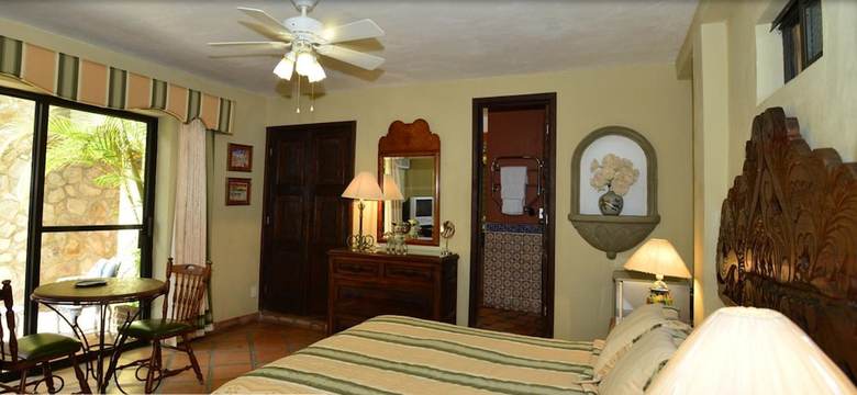 Bed & Breakfast Casa Tres Leones