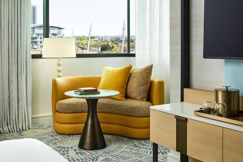 Hotel The Highland Dallas, Curio Collection By Hilton