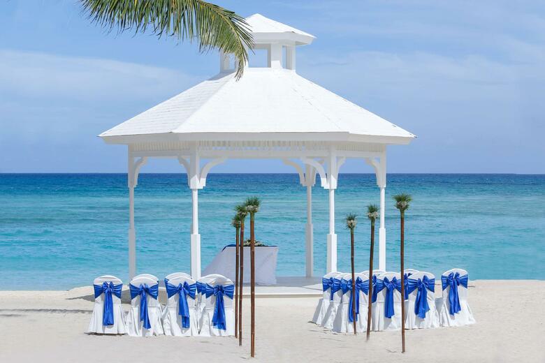 Hotel Majestic Elegance Punta Cana - Luxury All Inclusive