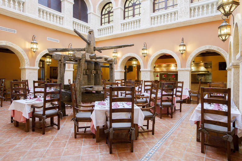 Hotel Majestic Elegance Punta Cana - Luxury All Inclusive