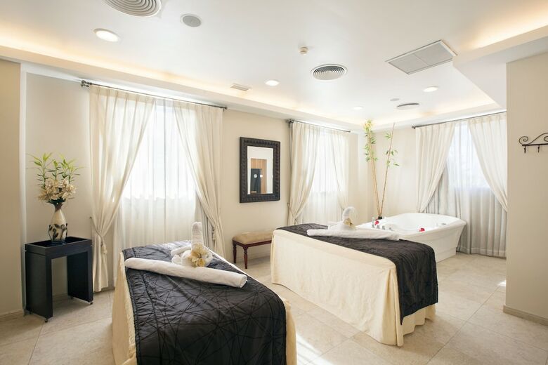 Hotel Majestic Elegance Punta Cana - Luxury All Inclusive
