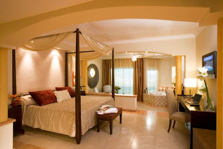 Hotel Majestic Elegance Punta Cana - Luxury All Inclusive