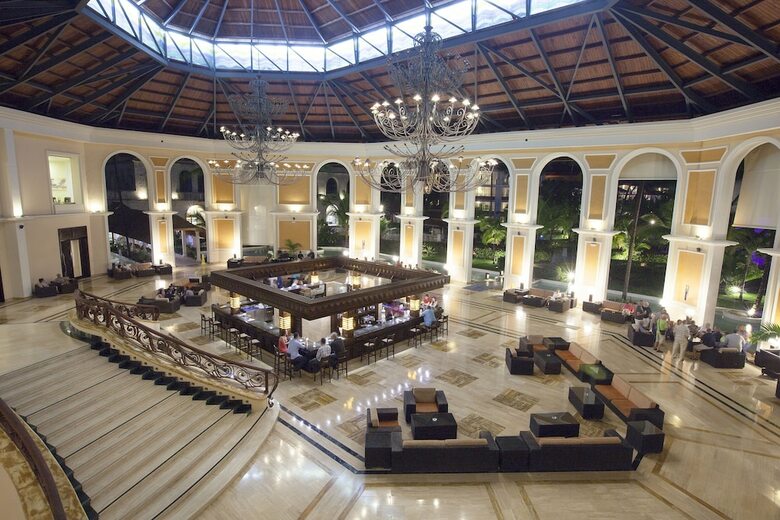 Hotel Majestic Elegance Punta Cana - Luxury All Inclusive