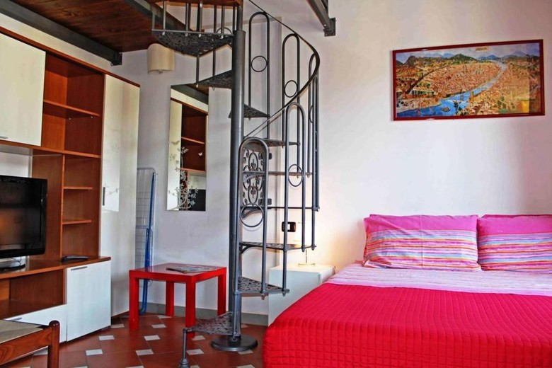 Max Apartments