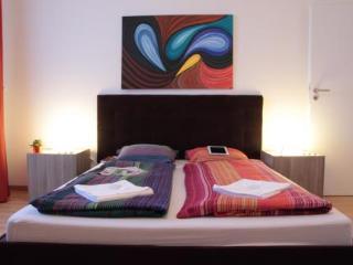 Corvin Plaza Apartments And Suites