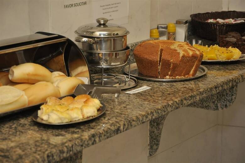 Hostal Hotel Pousada Figueiredo