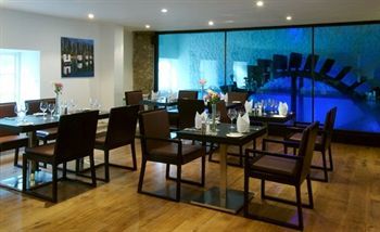 Hotel Upper Reaches (.)