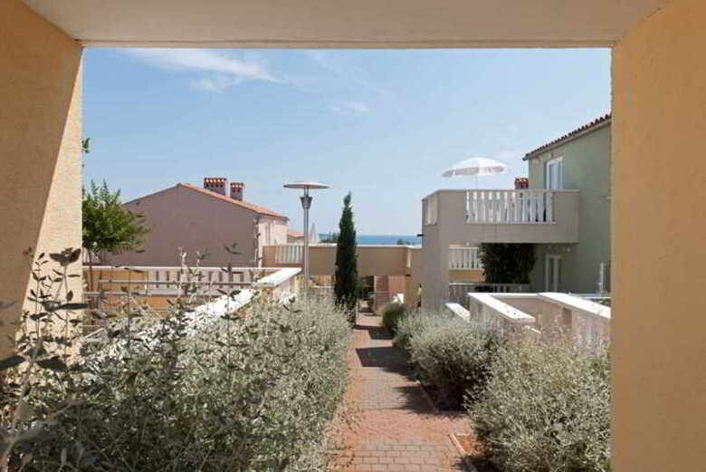 Amarin Resort Apartments