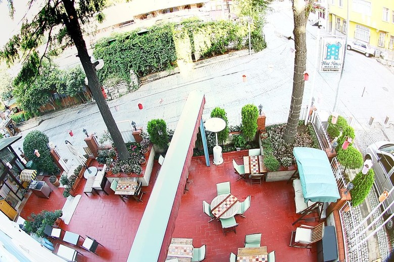 Blue House Hotel
