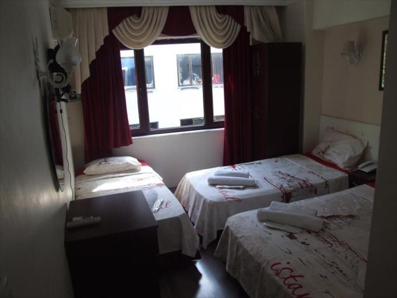Artemis Old City Hotel