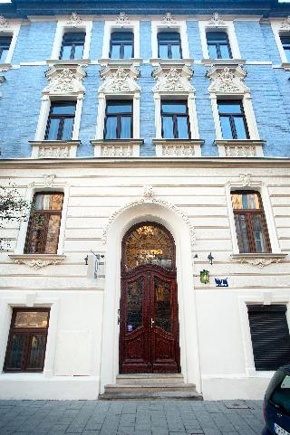 Aparthotel Leone