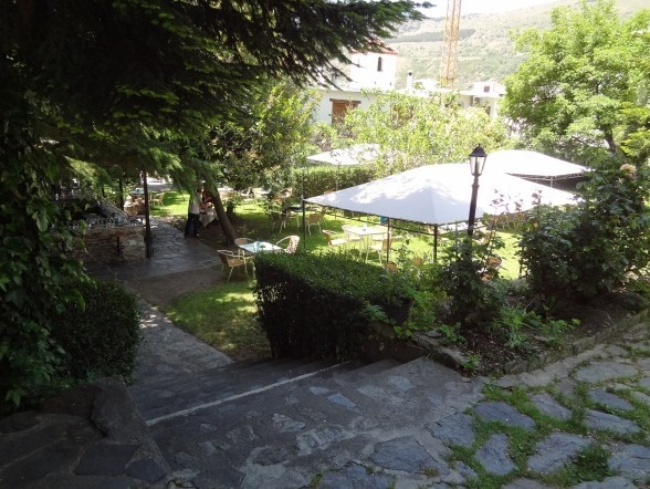 Hotel Hostal Poqueira