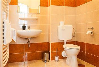 Hotel Broadway Panzi�