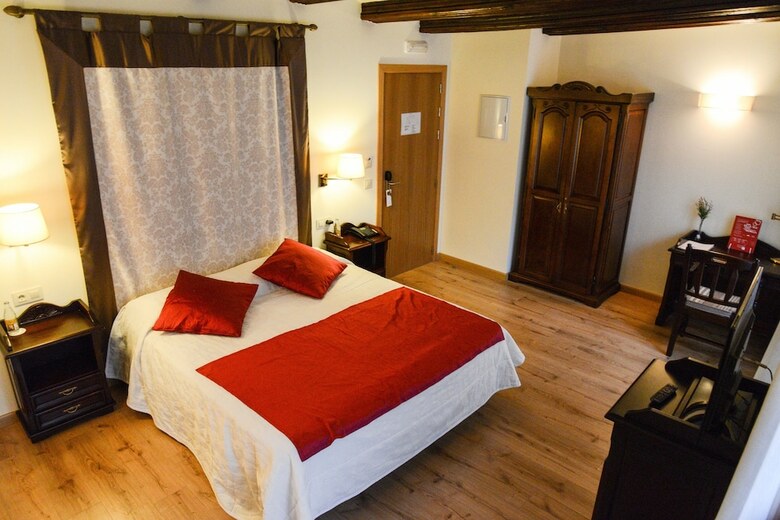 Hotel Cardenal Ram
