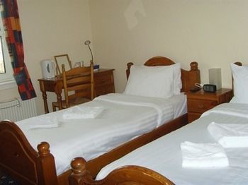 Twin Lions Hotel