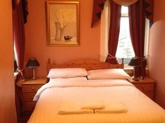 Twin Lions Hotel