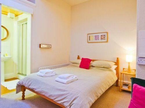Hotel Halcyon House