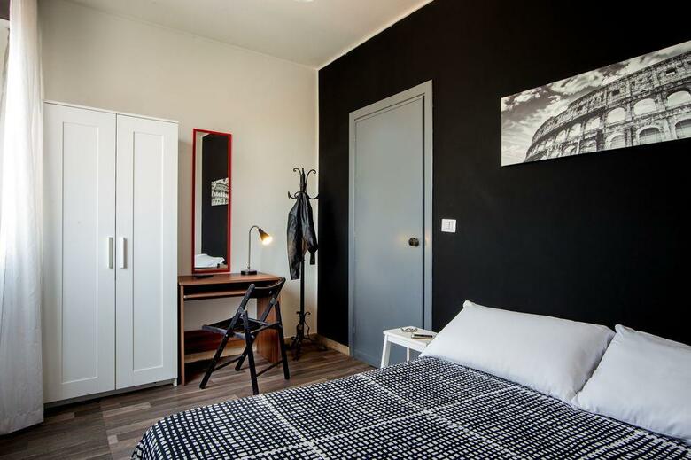 Radio Hotel
