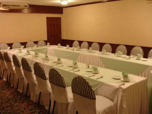 Hotel Grand Plaza La Paz