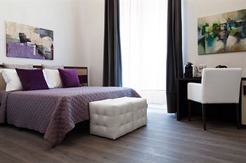 Bed & Breakfast Arenula Suites