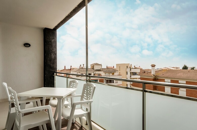 Hotel Exe Cunit Suites & Spa