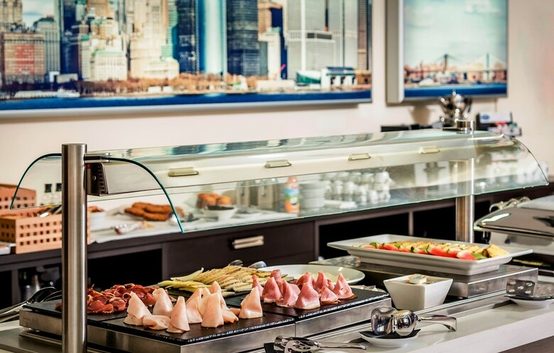 Hotel Exe Cunit Suites & Spa
