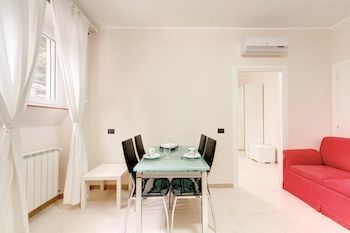 Apartamento Casa Vacanze A Roma - Cinecitt�
