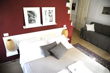 Hotel Pigneto Luxury Rooms