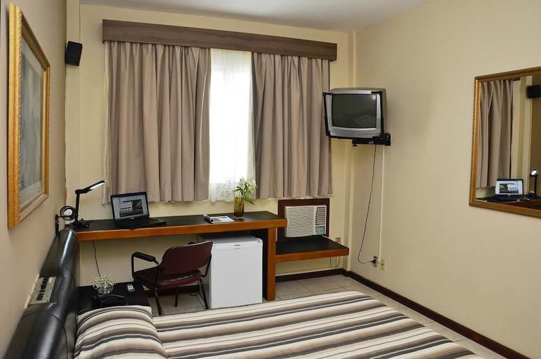 Castel Plaza Hotel