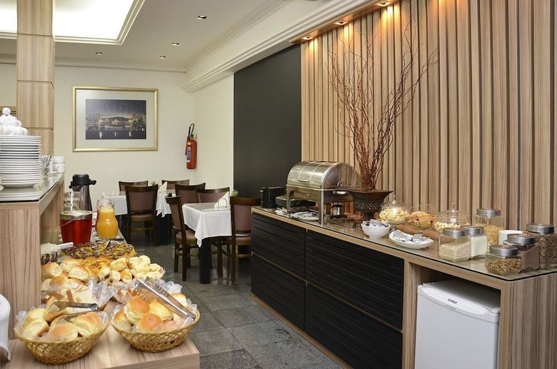 Castel Plaza Hotel