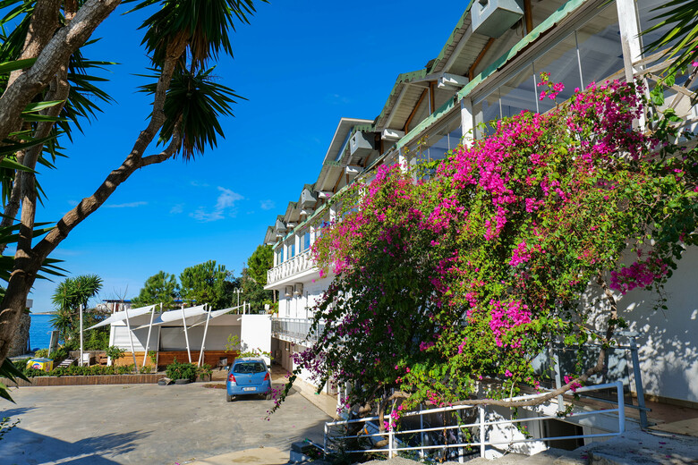 Hotel Nertili