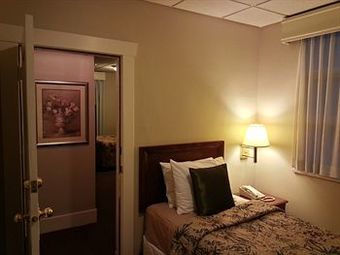 Kingston Hotel Bed & Breakfast