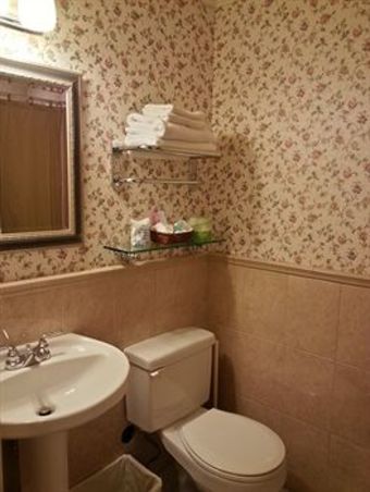 Kingston Hotel Bed & Breakfast