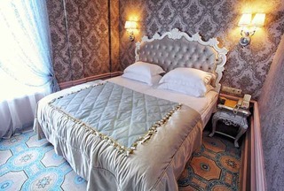 Royal Grand Hotel