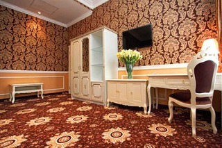 Royal Grand Hotel