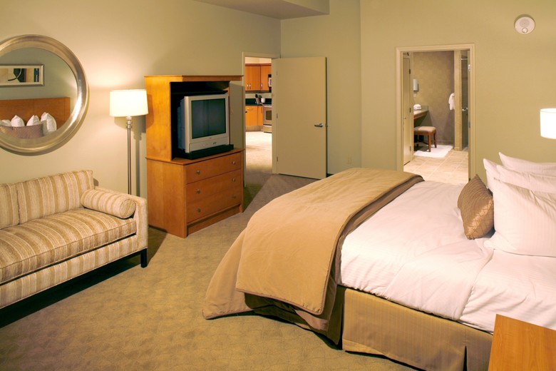 Platinum Hotel & Spa