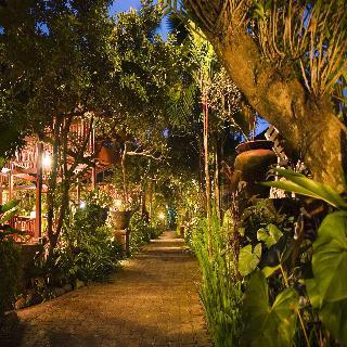 Hotel Taman Harum