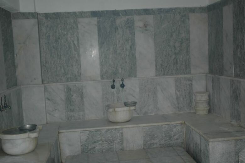 Arora Hotel