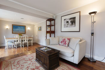 Vive Unique - Kensington Apartments