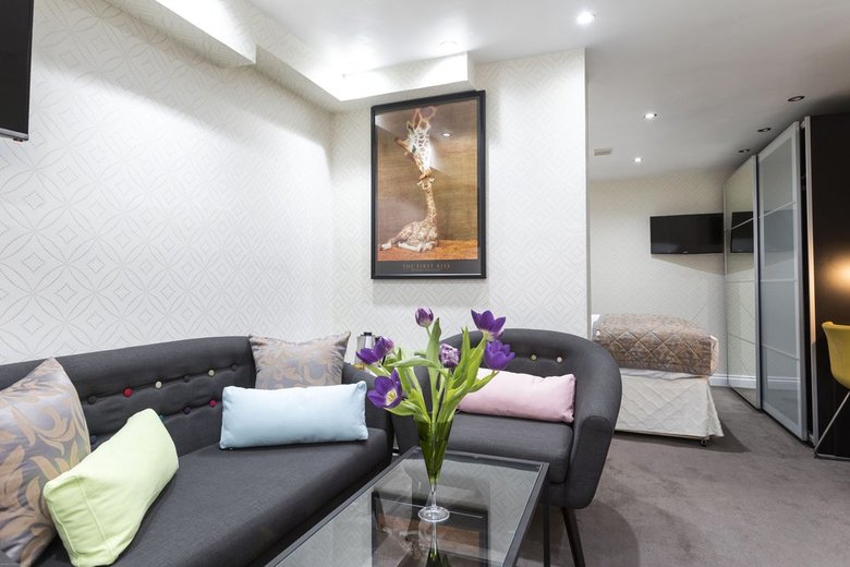 Shepherd's Bush Boutique Hotel