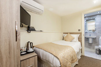 Shepherd's Bush Boutique Hotel