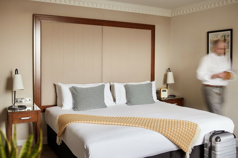 Amba Hotel Charing Cross