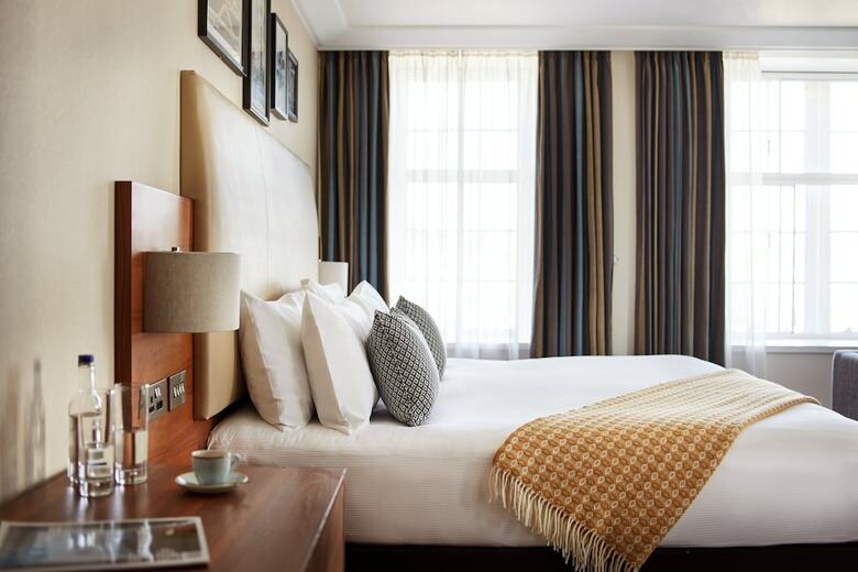 Amba Hotel Charing Cross
