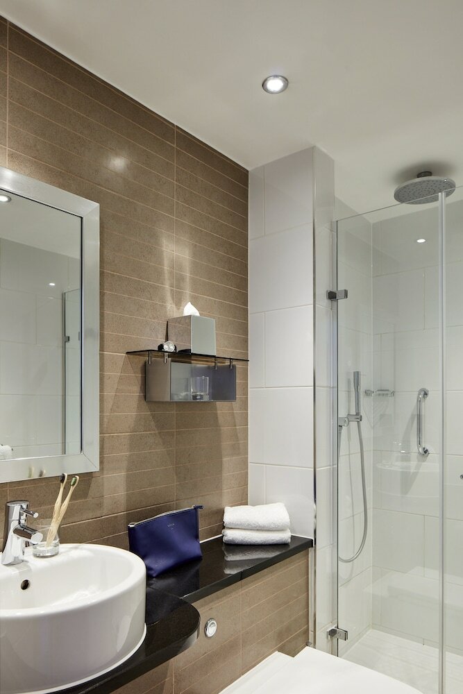 Amba Hotel Charing Cross