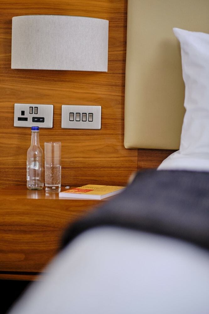 Amba Hotel Charing Cross