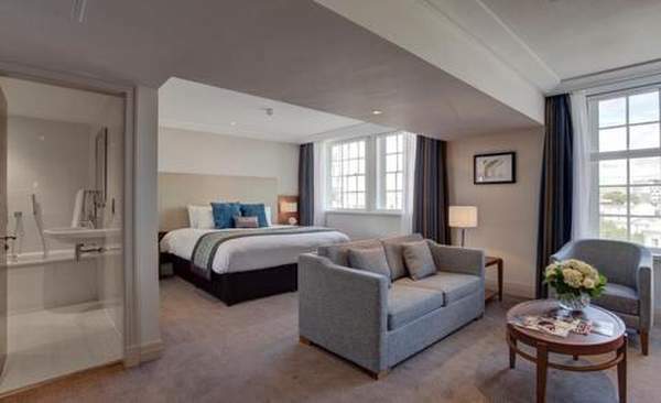 Amba Hotel Charing Cross