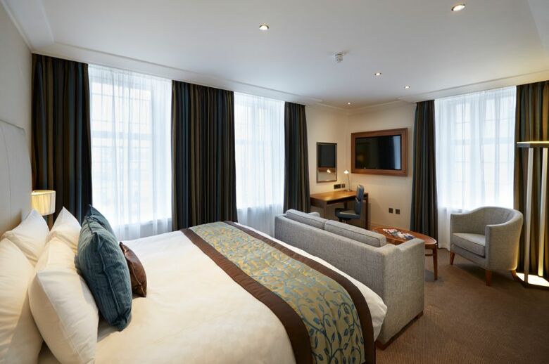 Amba Hotel Charing Cross