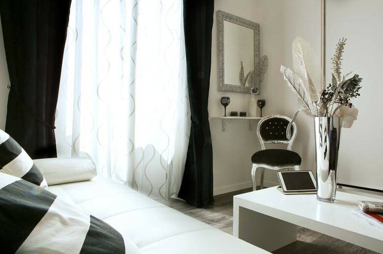 Bed & Breakfast Rome Key Luxury House